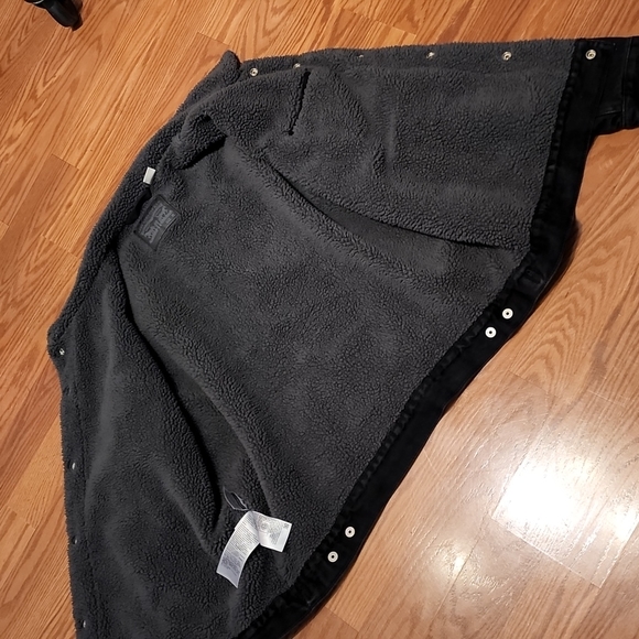Black Levi's lined jacket xl - Picture 11 of 11